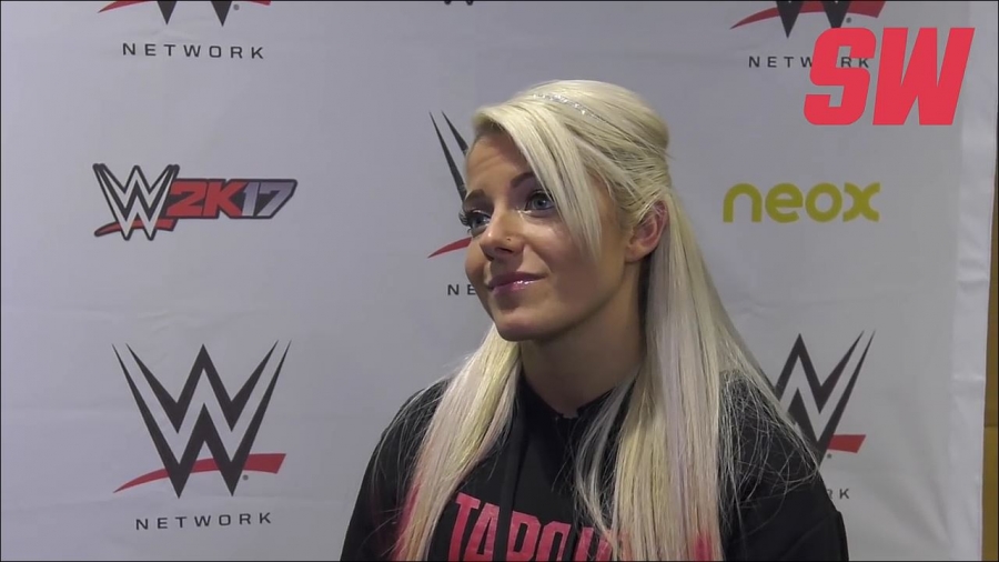 Alexa_Bliss_en_Barcelona_mp4_20161204_130351_717.jpg