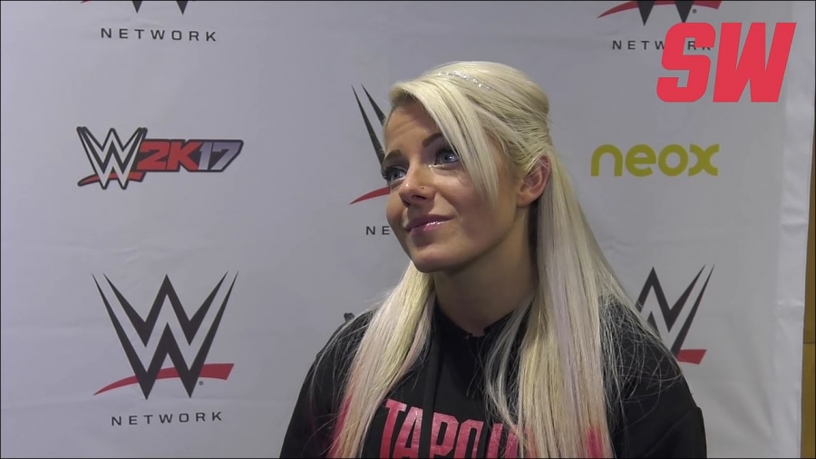 Alexa_Bliss_en_Barcelona_mp4_20161204_130352_814.jpg