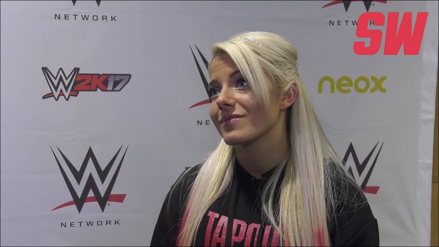 Alexa_Bliss_en_Barcelona_mp4_20161204_130353_393.jpg