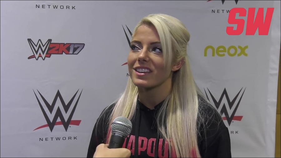 Alexa_Bliss_en_Barcelona_mp4_20161204_130402_329.jpg