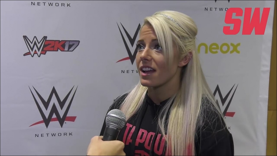 Alexa_Bliss_en_Barcelona_mp4_20161204_130408_391.jpg