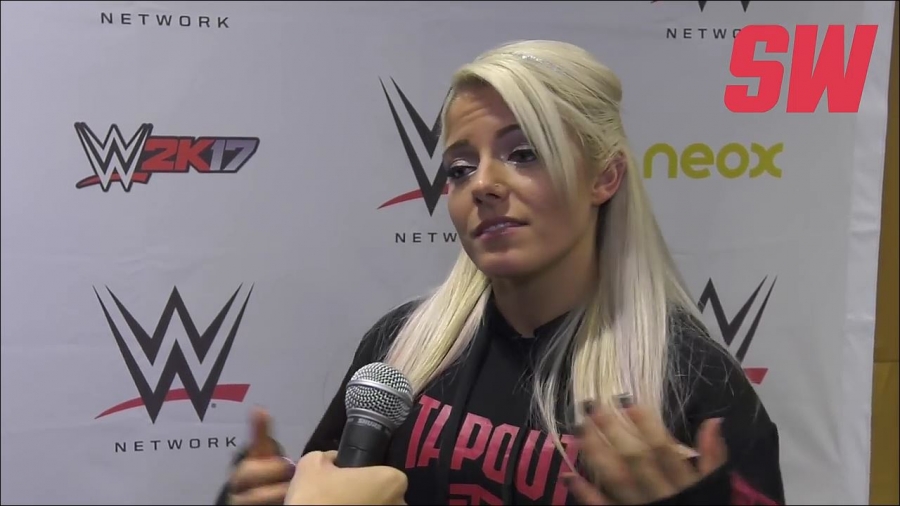 Alexa_Bliss_en_Barcelona_mp4_20161204_130409_454.jpg