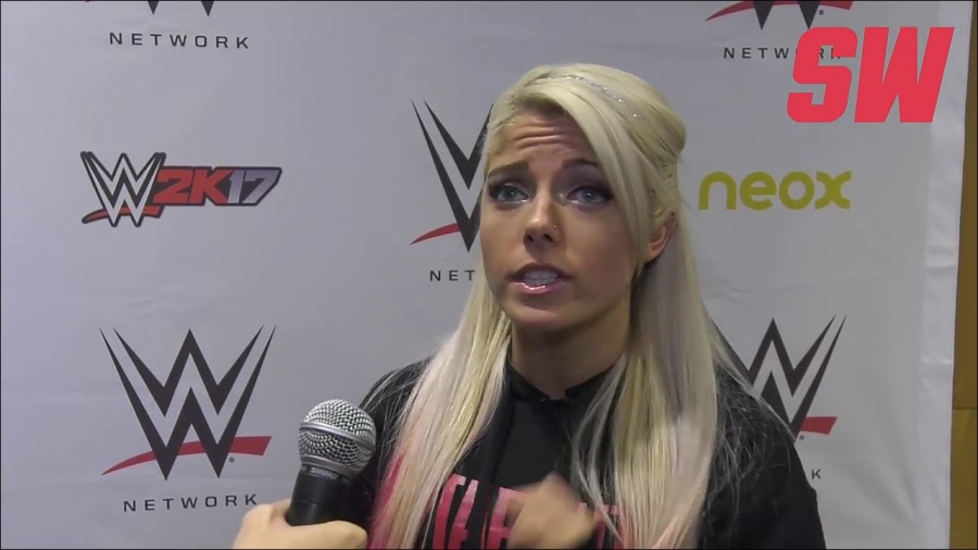 Alexa_Bliss_en_Barcelona_mp4_20161204_130429_829.jpg