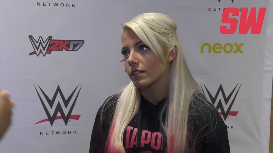 Alexa_Bliss_en_Barcelona_mp4_20161204_130442_267.jpg