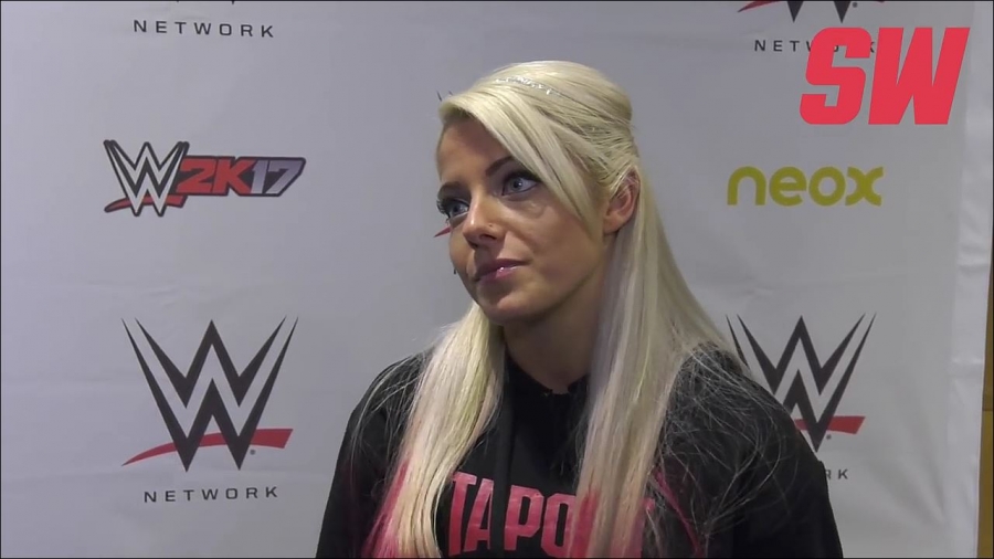 Alexa_Bliss_en_Barcelona_mp4_20161204_130443_254.jpg