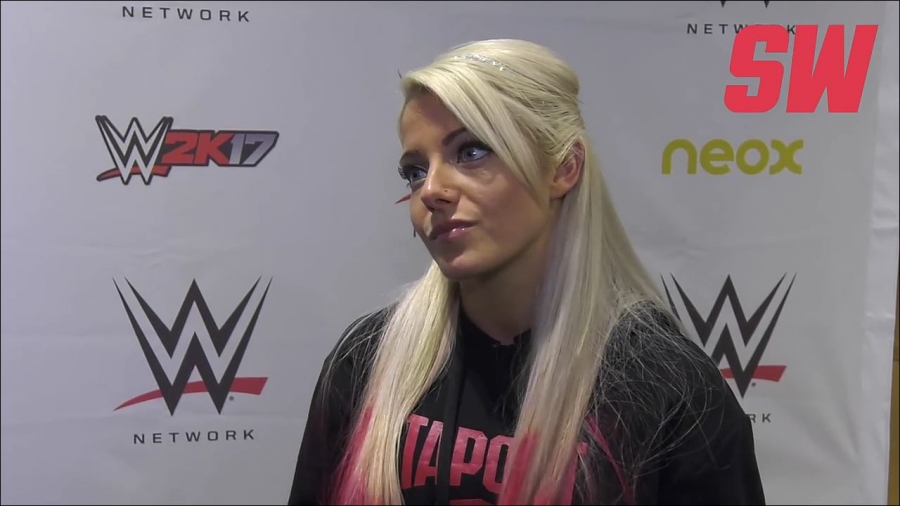 Alexa_Bliss_en_Barcelona_mp4_20161204_130443_777.jpg