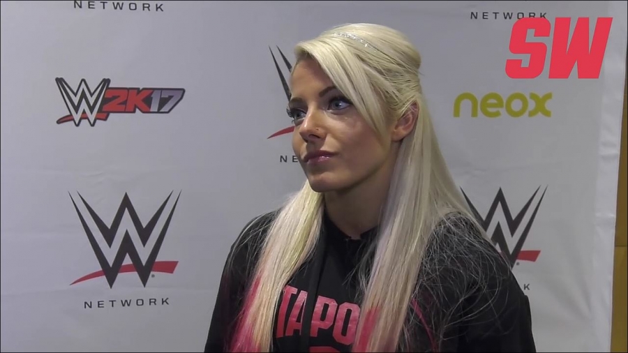 Alexa_Bliss_en_Barcelona_mp4_20161204_130445_257.jpg