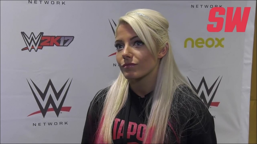 Alexa_Bliss_en_Barcelona_mp4_20161204_130445_777.jpg