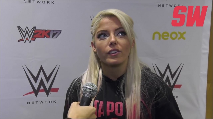 Alexa_Bliss_en_Barcelona_mp4_20161204_130447_784.jpg