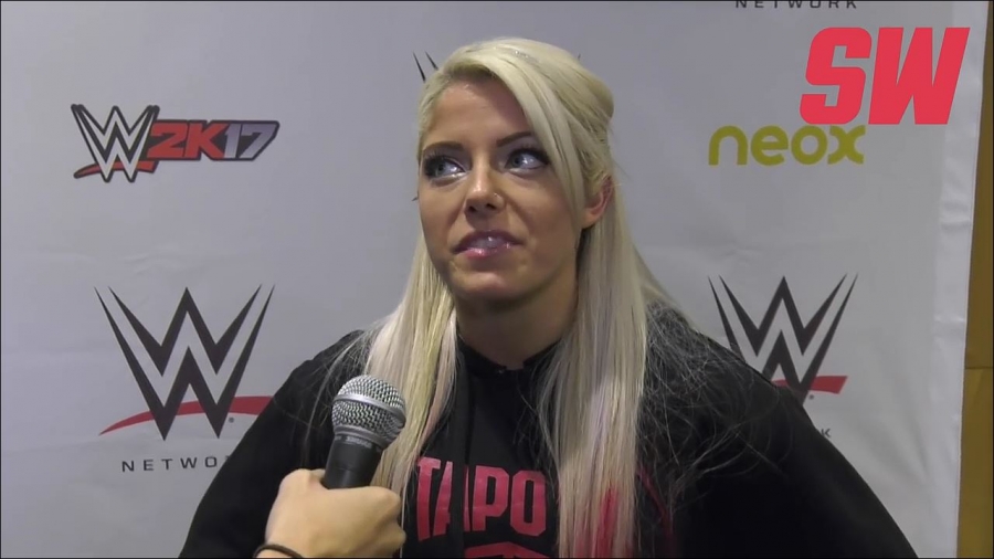 Alexa_Bliss_en_Barcelona_mp4_20161204_130452_270.jpg