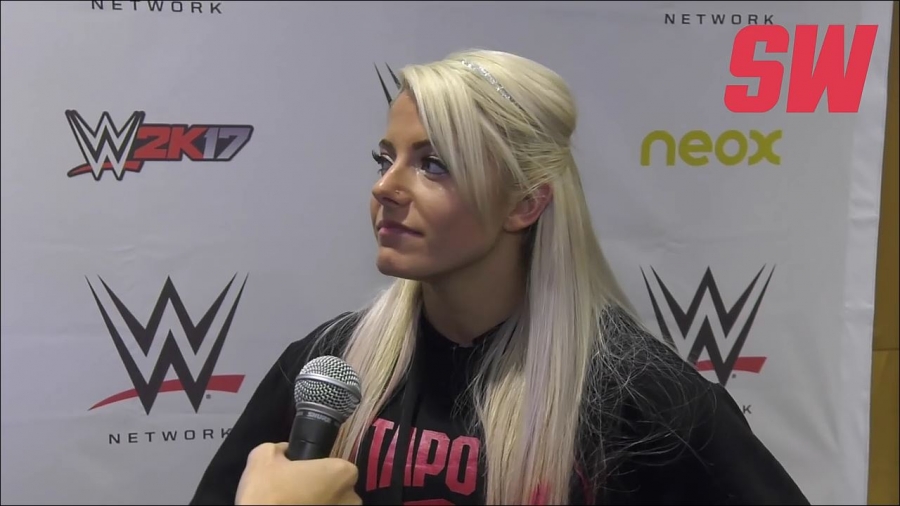 Alexa_Bliss_en_Barcelona_mp4_20161204_130453_843.jpg