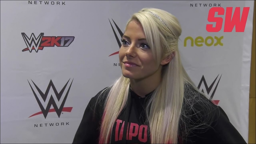 Alexa_Bliss_en_Barcelona_mp4_20161204_130500_102.jpg