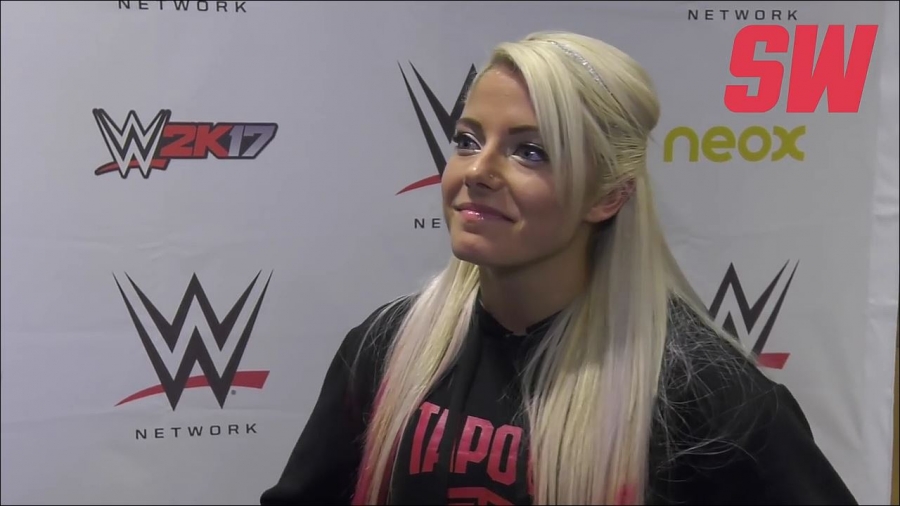 Alexa_Bliss_en_Barcelona_mp4_20161204_130502_750.jpg