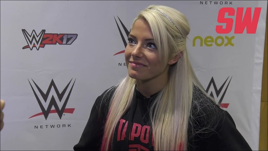 Alexa_Bliss_en_Barcelona_mp4_20161204_130506_173.jpg