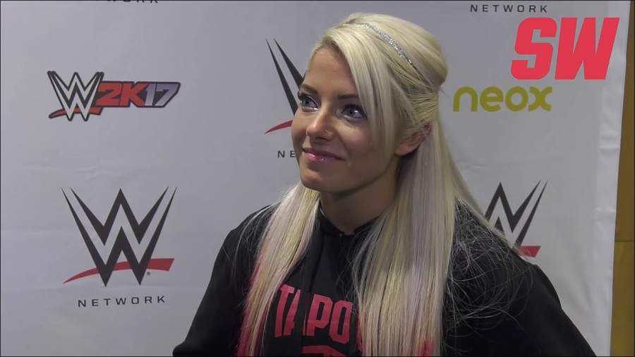 Alexa_Bliss_en_Barcelona_mp4_20161204_130506_835.jpg