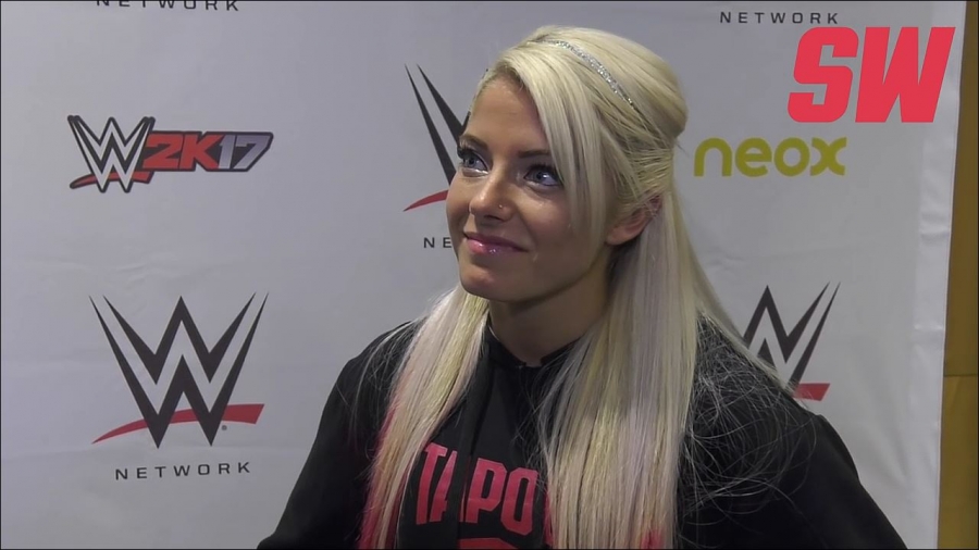 Alexa_Bliss_en_Barcelona_mp4_20161204_130507_395.jpg