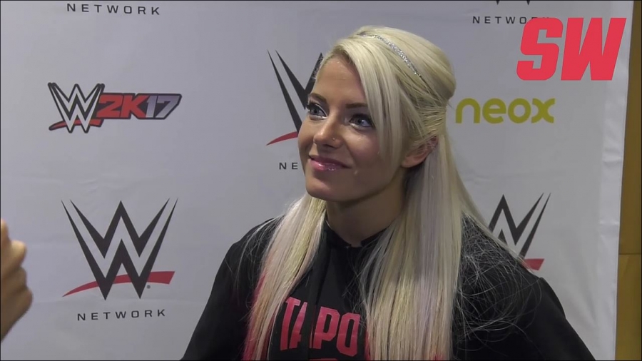 Alexa_Bliss_en_Barcelona_mp4_20161204_130509_402.jpg