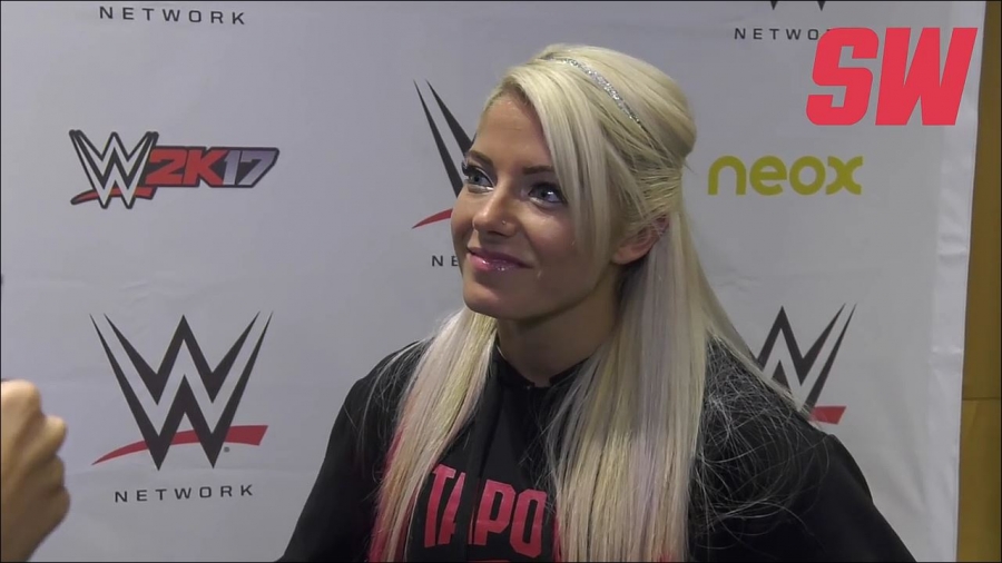 Alexa_Bliss_en_Barcelona_mp4_20161204_130509_939.jpg