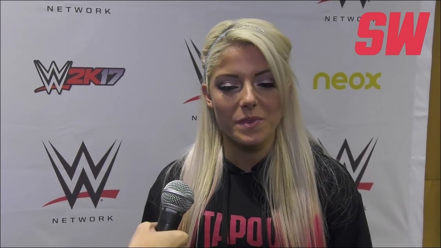 Alexa_Bliss_en_Barcelona_mp4_20161204_130512_790.jpg