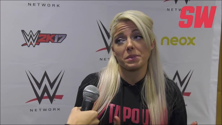 Alexa_Bliss_en_Barcelona_mp4_20161204_130525_369.jpg