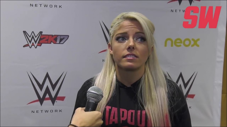 Alexa_Bliss_en_Barcelona_mp4_20161204_130529_223.jpg