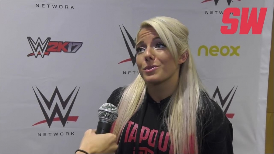 Alexa_Bliss_en_Barcelona_mp4_20161204_130532_010.jpg