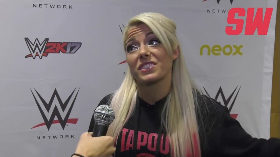 Alexa_Bliss_en_Barcelona_mp4_20161204_130535_304.jpg