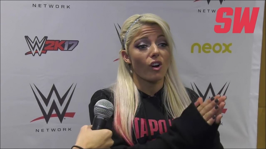 Alexa_Bliss_en_Barcelona_mp4_20161204_130537_548.jpg