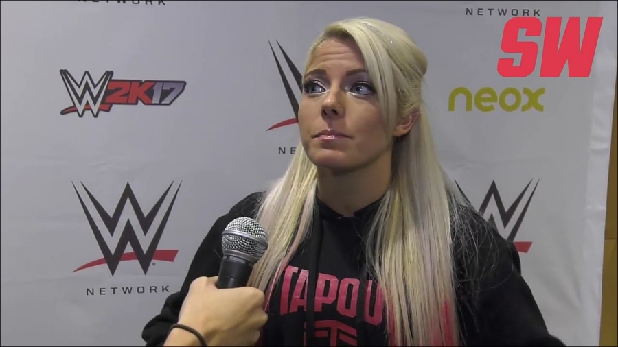 Alexa_Bliss_en_Barcelona_mp4_20161204_130538_669.jpg