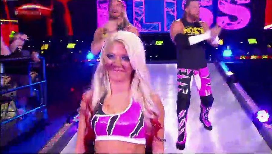 Bayley___Alexa_Bliss_Segment_mp4_20161203_012834_786.jpg