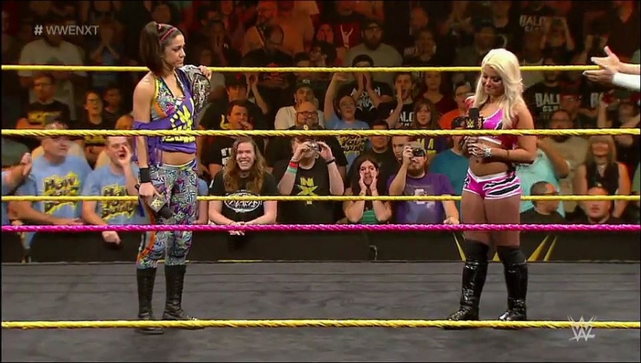 Bayley___Alexa_Bliss_Segment_mp4_20161203_012905_852.jpg