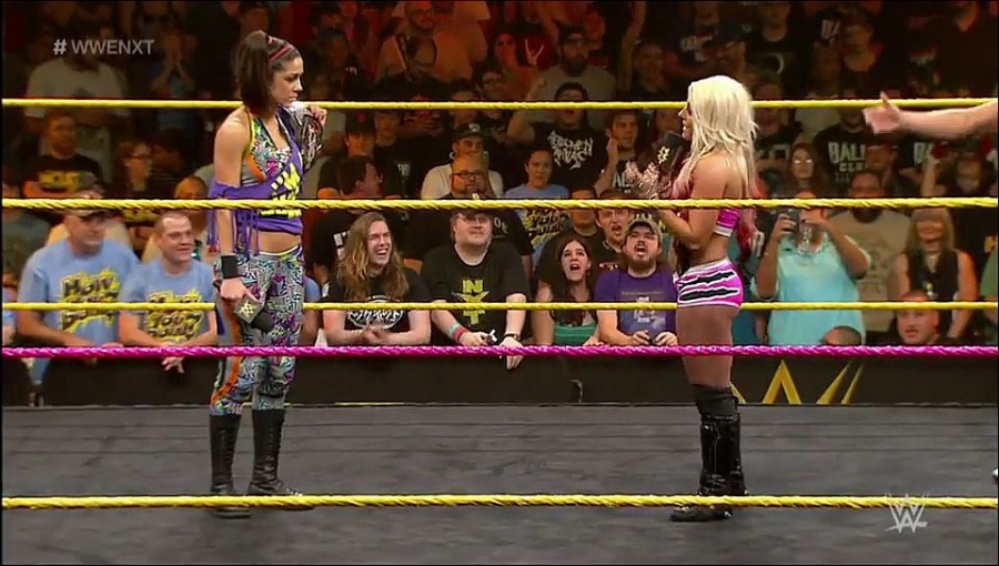 Bayley___Alexa_Bliss_Segment_mp4_20161203_012915_704.jpg