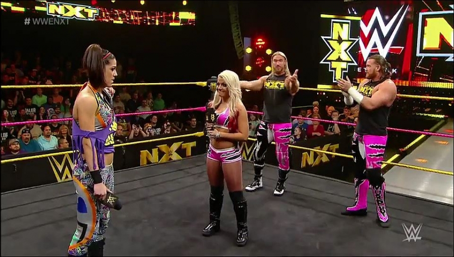 Bayley___Alexa_Bliss_Segment_mp4_20161203_012938_264.jpg