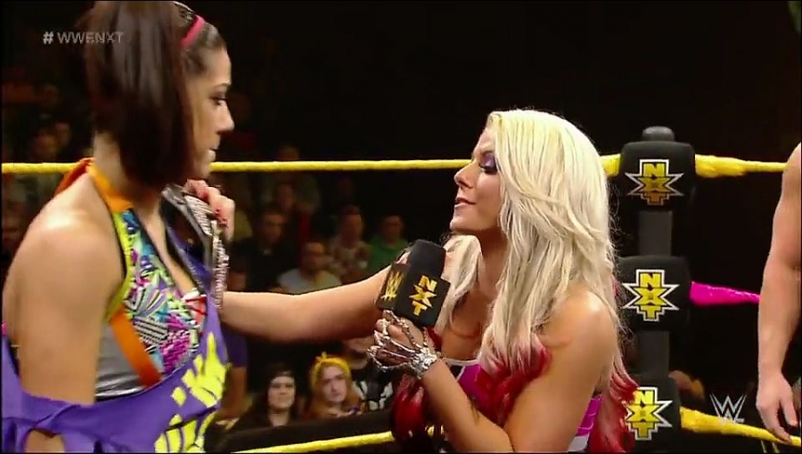 Bayley___Alexa_Bliss_Segment_mp4_20161203_013015_426.jpg