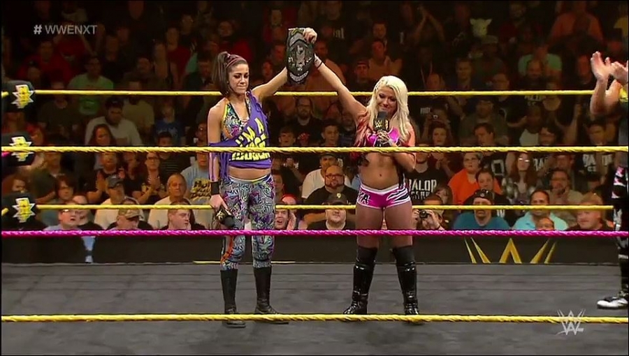 Bayley___Alexa_Bliss_Segment_mp4_20161203_013017_759.jpg