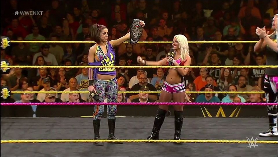 Bayley___Alexa_Bliss_Segment_mp4_20161203_013018_996.jpg