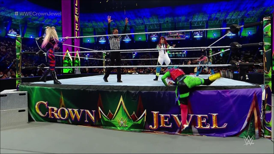 CROWN_JEWEL_mp4_000776733.jpg