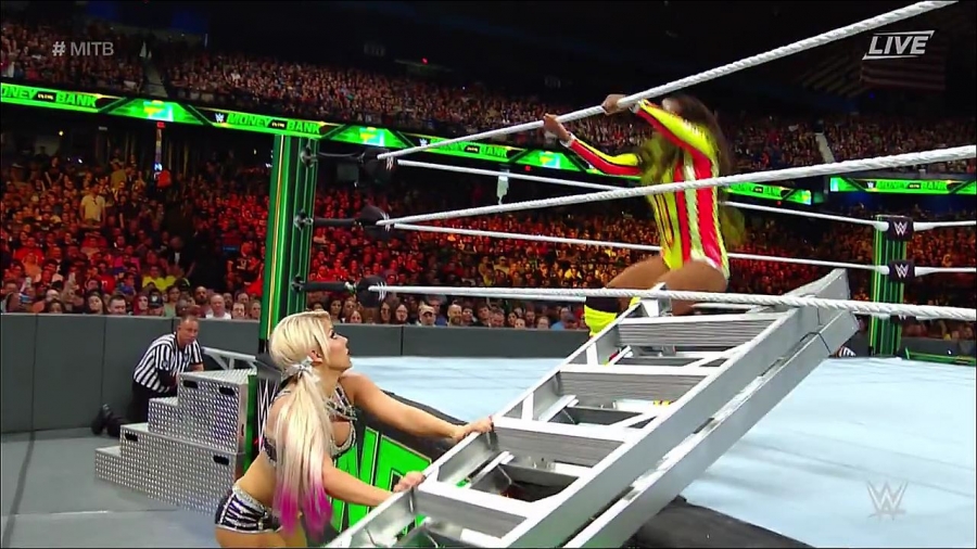 MITB2018_mp4_010261475.jpg