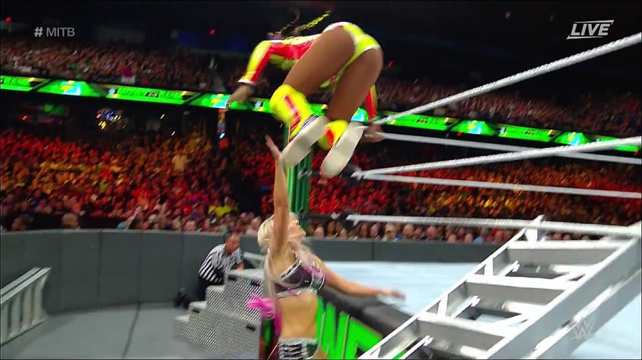 MITB2018_mp4_010262366.jpg