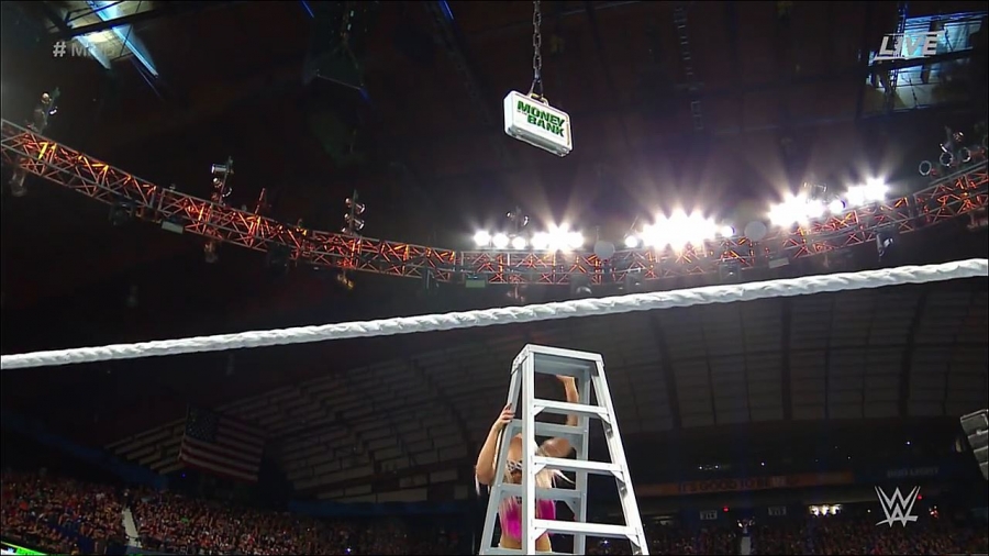 MITB2018_mp4_010596656.jpg