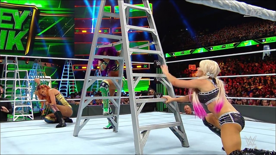 MITB2018_mp4_010607653.jpg