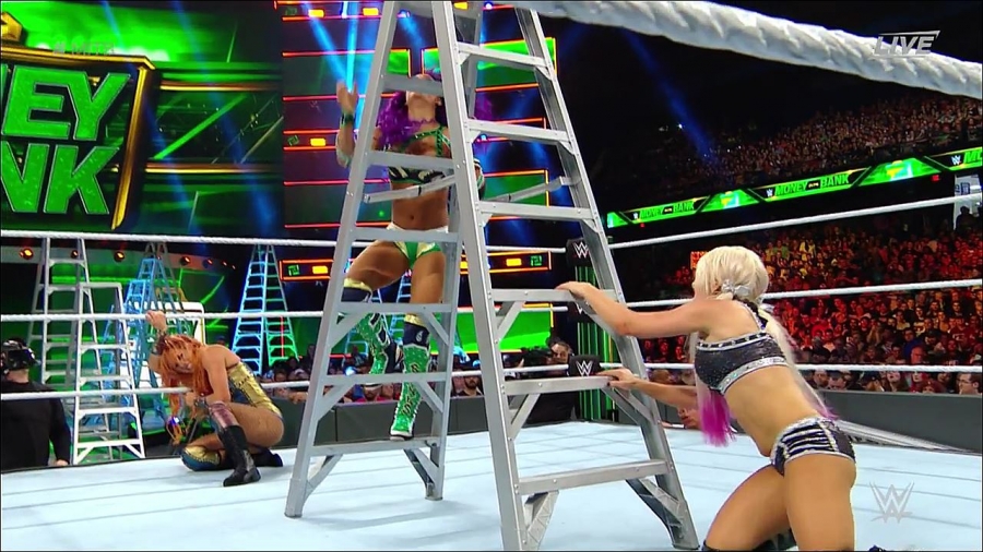 MITB2018_mp4_010608165.jpg