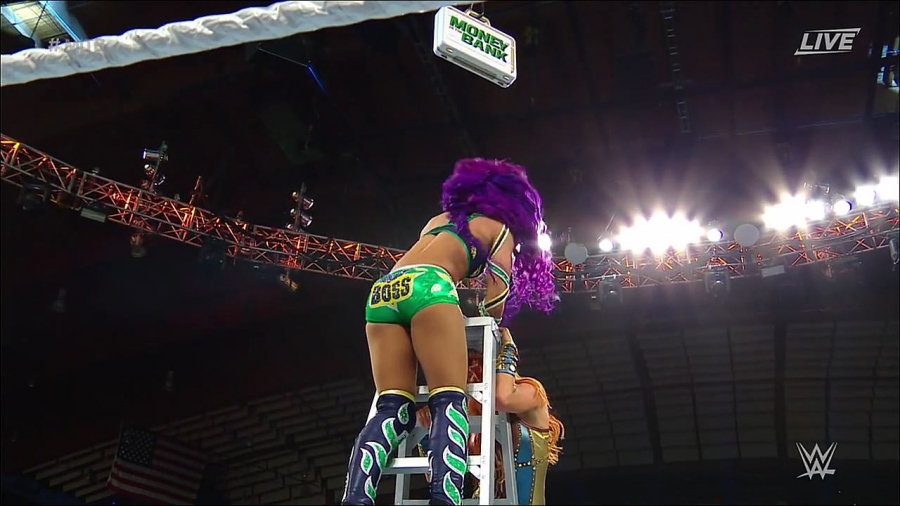 MITB2018_mp4_010626800.jpg