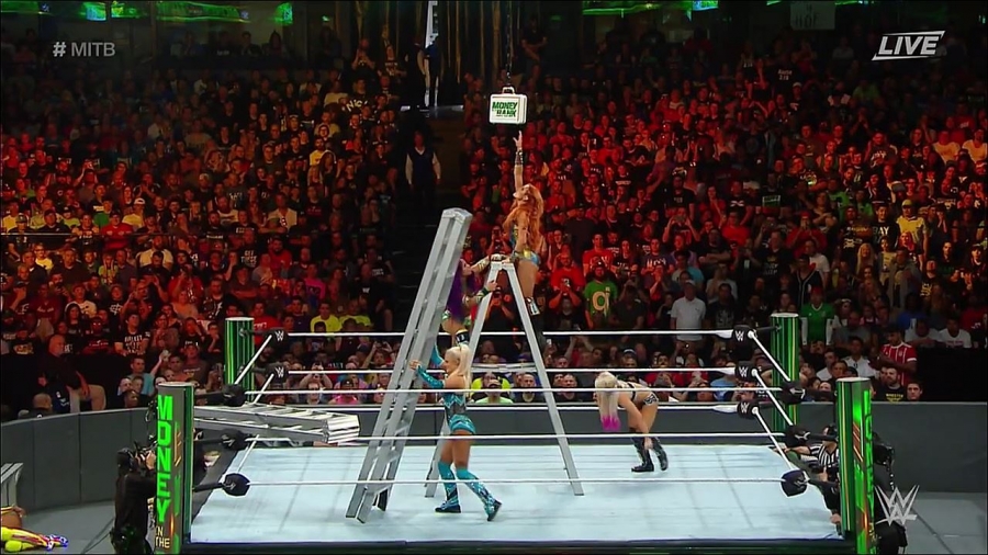 MITB2018_mp4_010635025.jpg