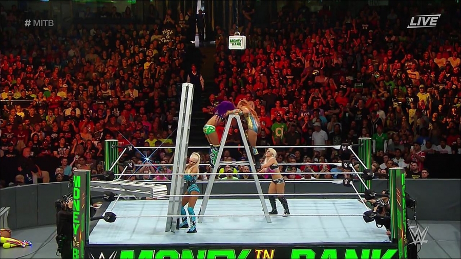 MITB2018_mp4_010636293.jpg