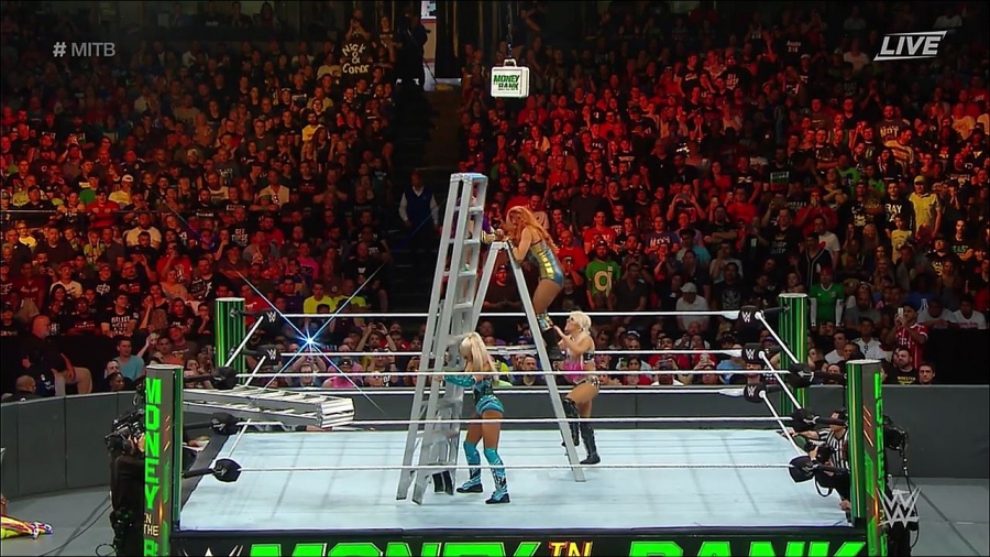 MITB2018_mp4_010638350.jpg