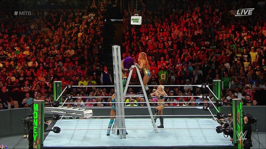 MITB2018_mp4_010641452.jpg