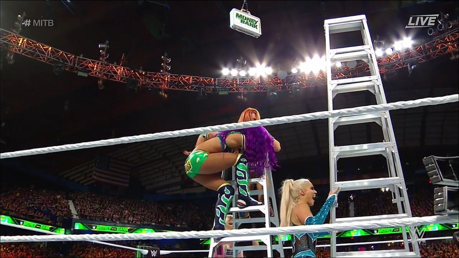 MITB2018_mp4_010643649.jpg