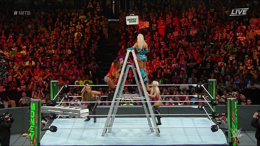 MITB2018_mp4_010664634.jpg