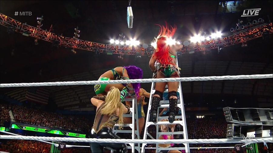 MITB2018_mp4_010667137.jpg